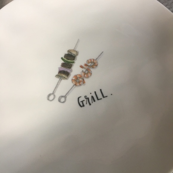 Rae Dunn plates 8” - Picture 5 of 6